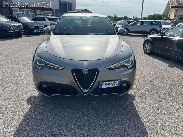 ALFA ROMEO Stelvio 2.2 t Business Q4 180cv AT8 auto - FN872TT
