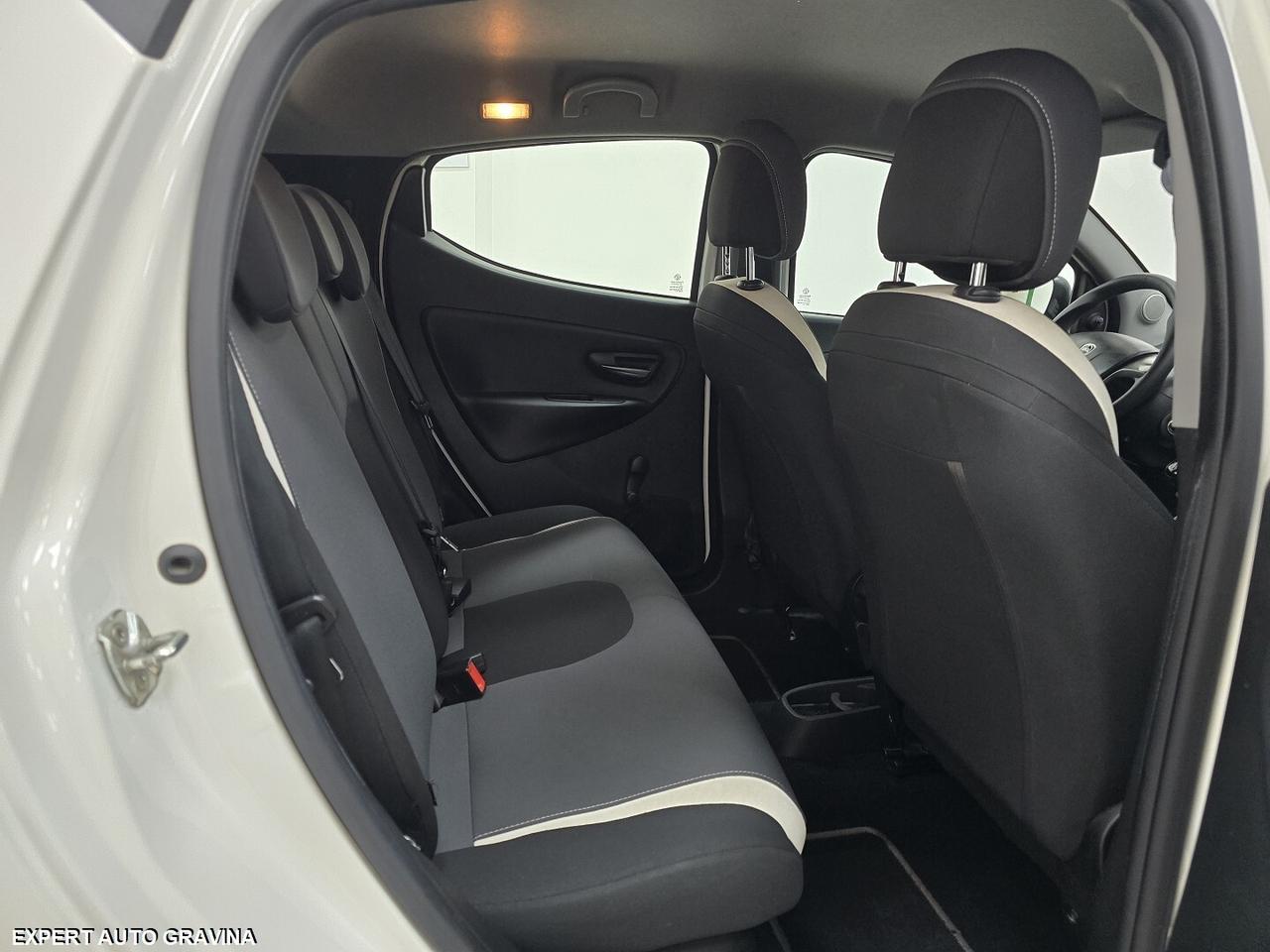 LANCIA YPSILON 1.2 69CV BENZINA