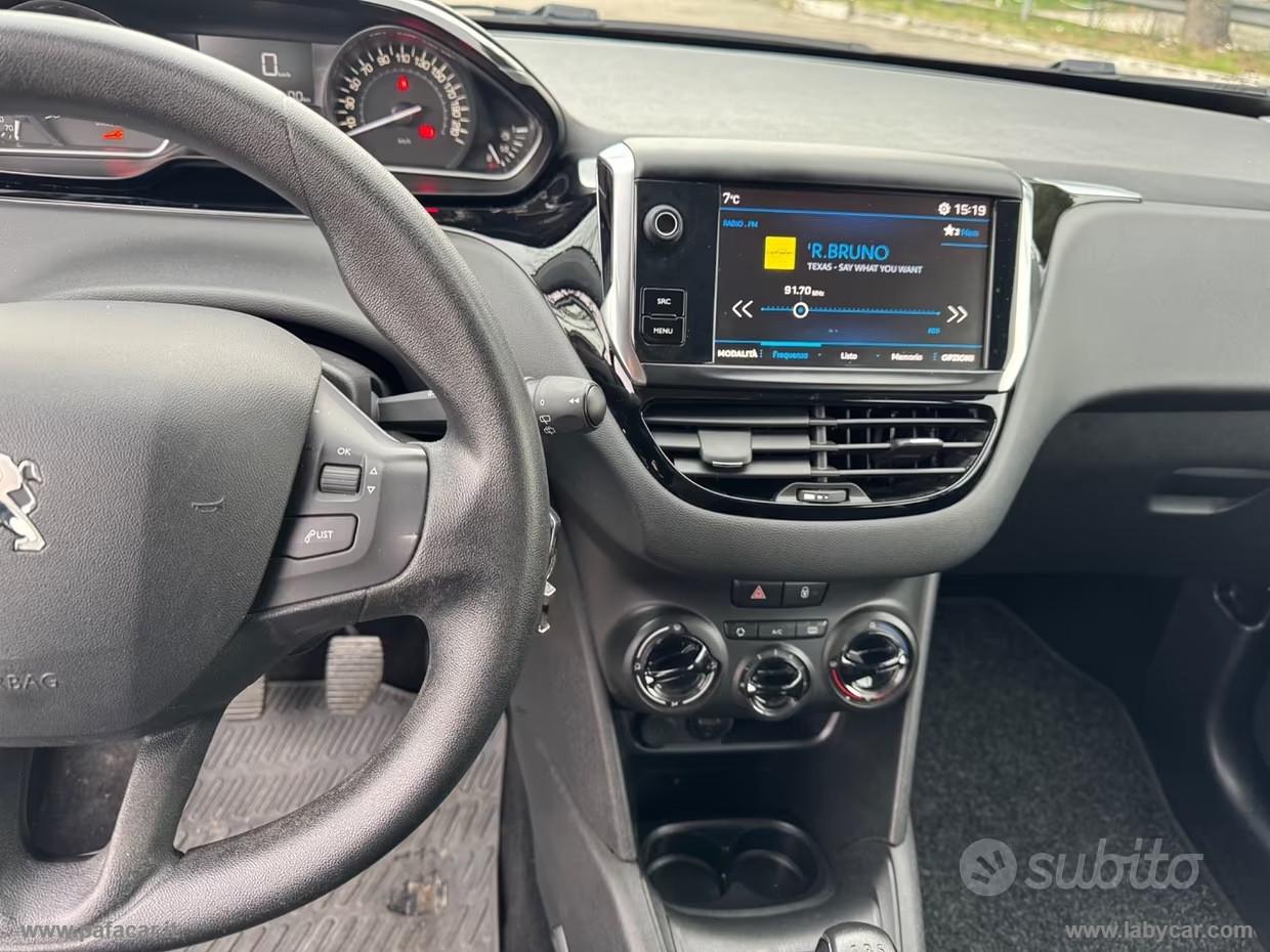 PEUGEOT 208 PureTech 82 5p. GPL Allure