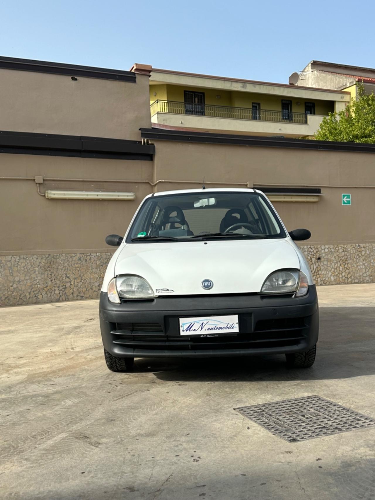 Fiat 600 1.1 Active