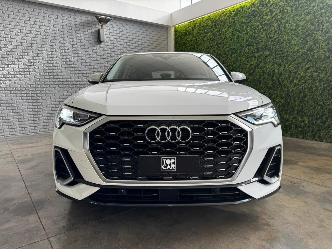 Audi Q3 35 TDI S tronic line edition