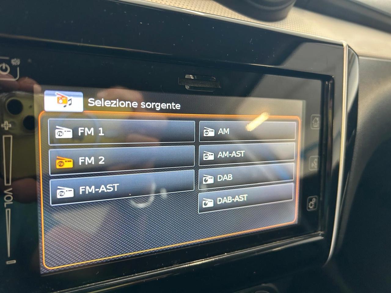 Suzuki Swift COOL 1.2 Hybrid 5p.