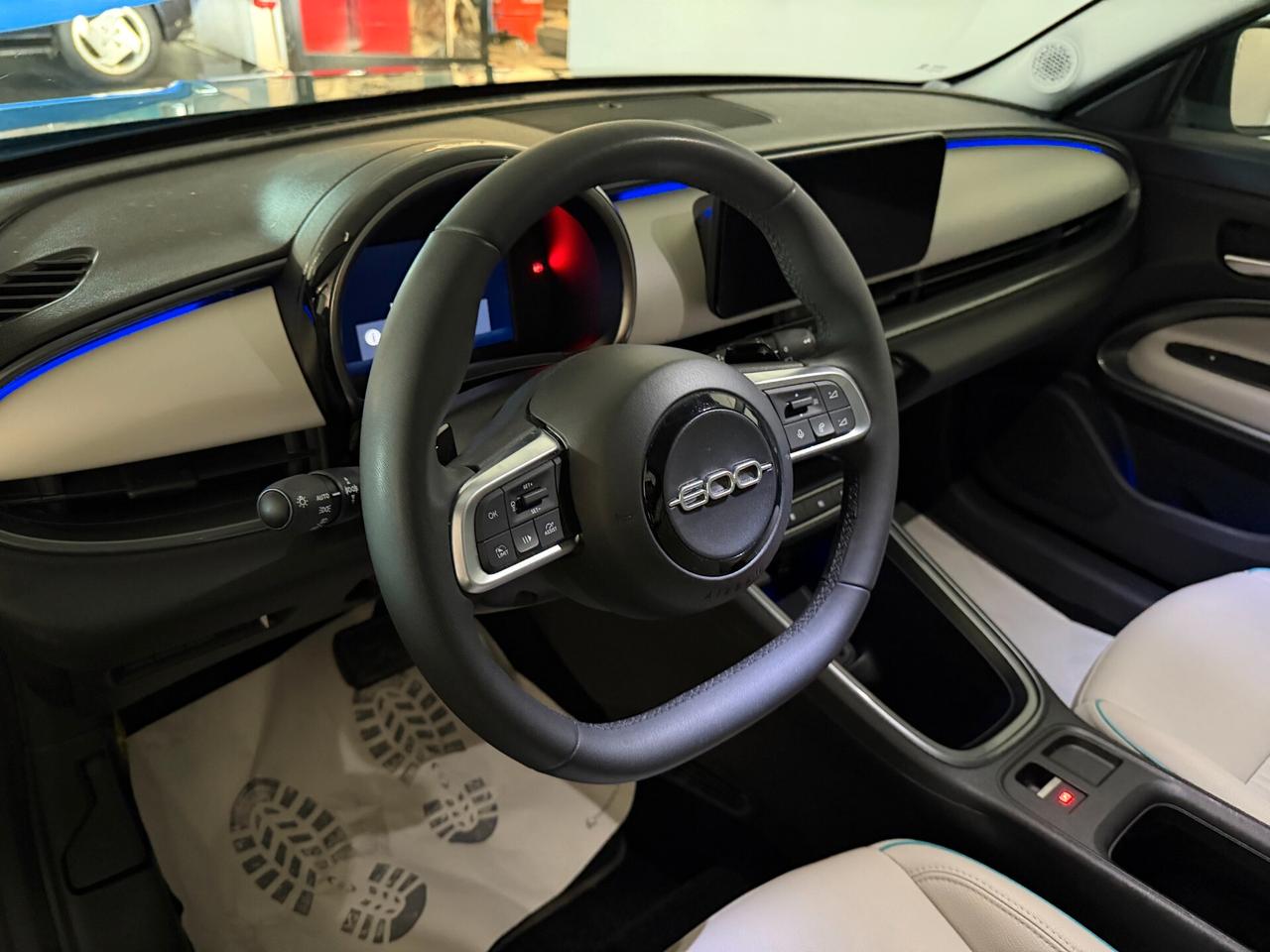 Fiat 600 Hybrid 110 CV DCT MHEV La Prima