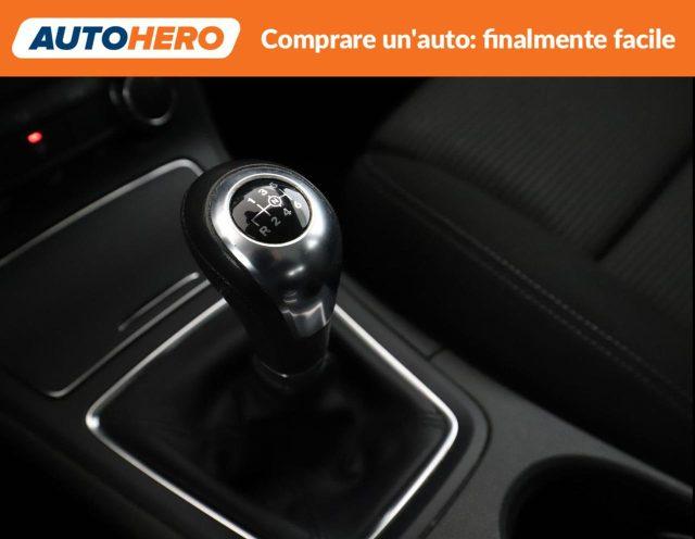 MERCEDES-BENZ B 180 d Business