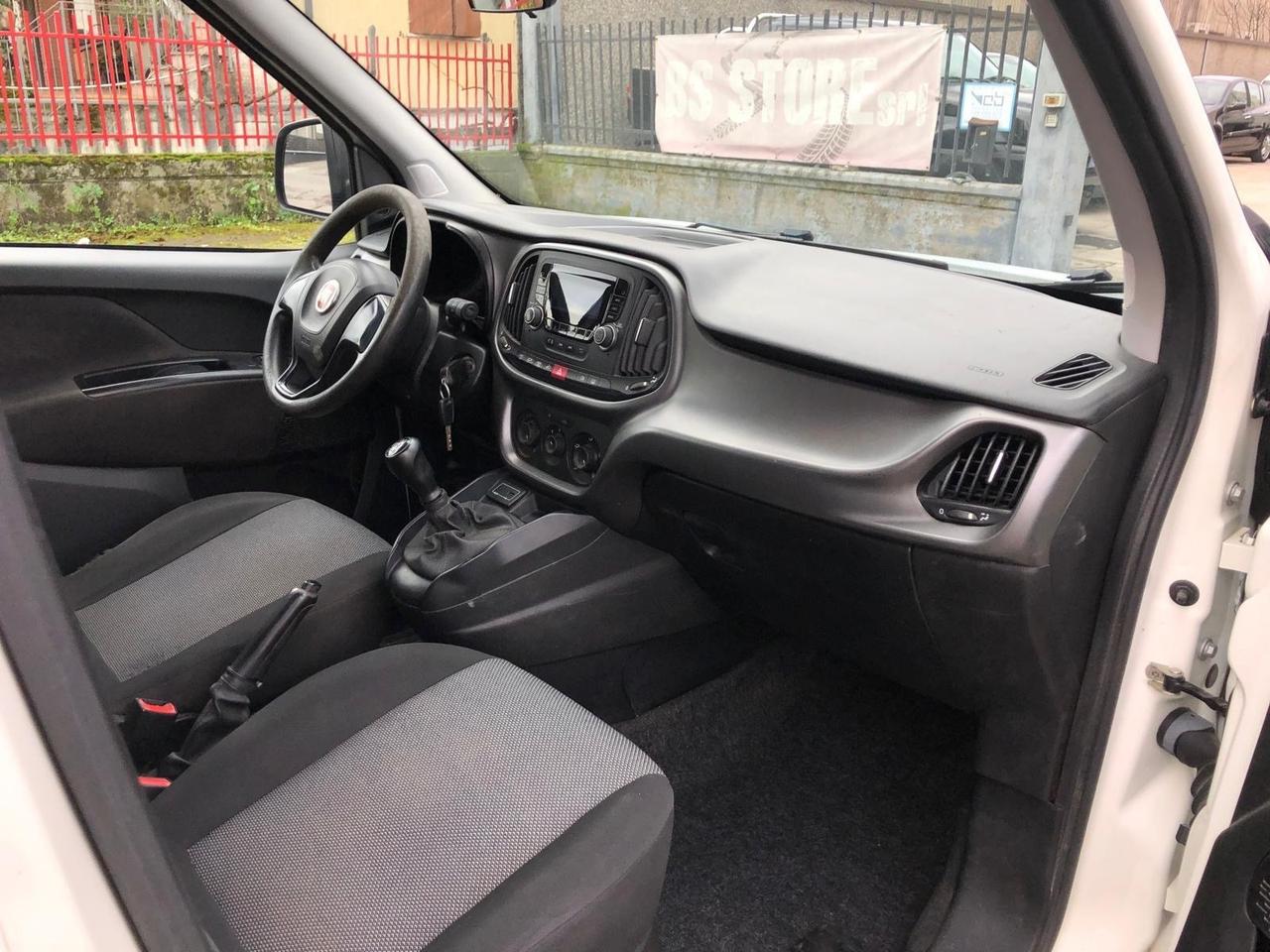Doblo 1300 mltj 90 cv autocarro