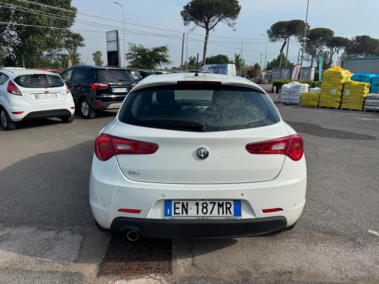 Alfa Romeo Giulietta 1.6 JTDM-2 105CV DISTINCTIVE 2012