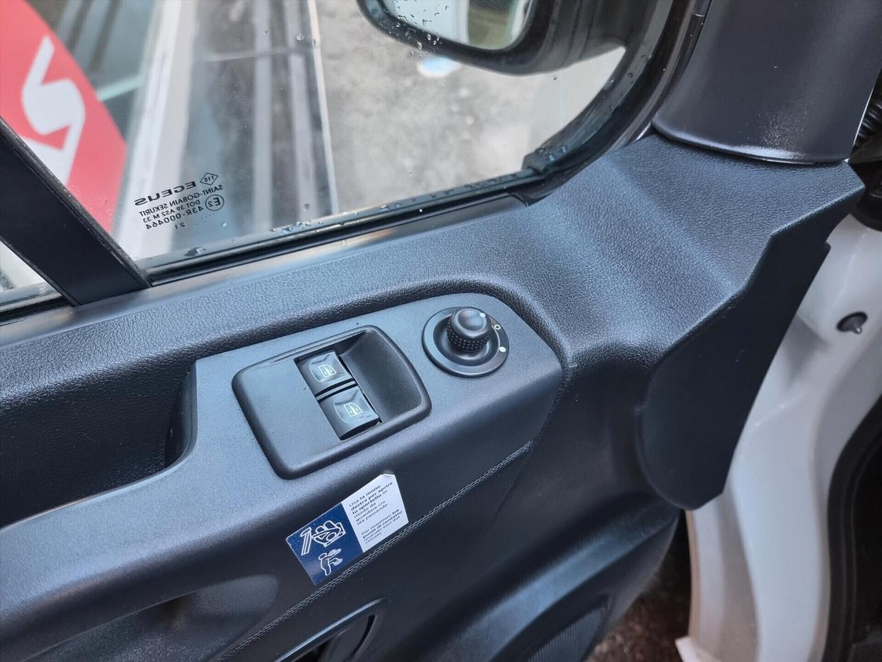 Renault TRAFIC 2.0 DCI L2 PL TB PASSO LUNGO TETTO BASSO IVA ESCLUSA