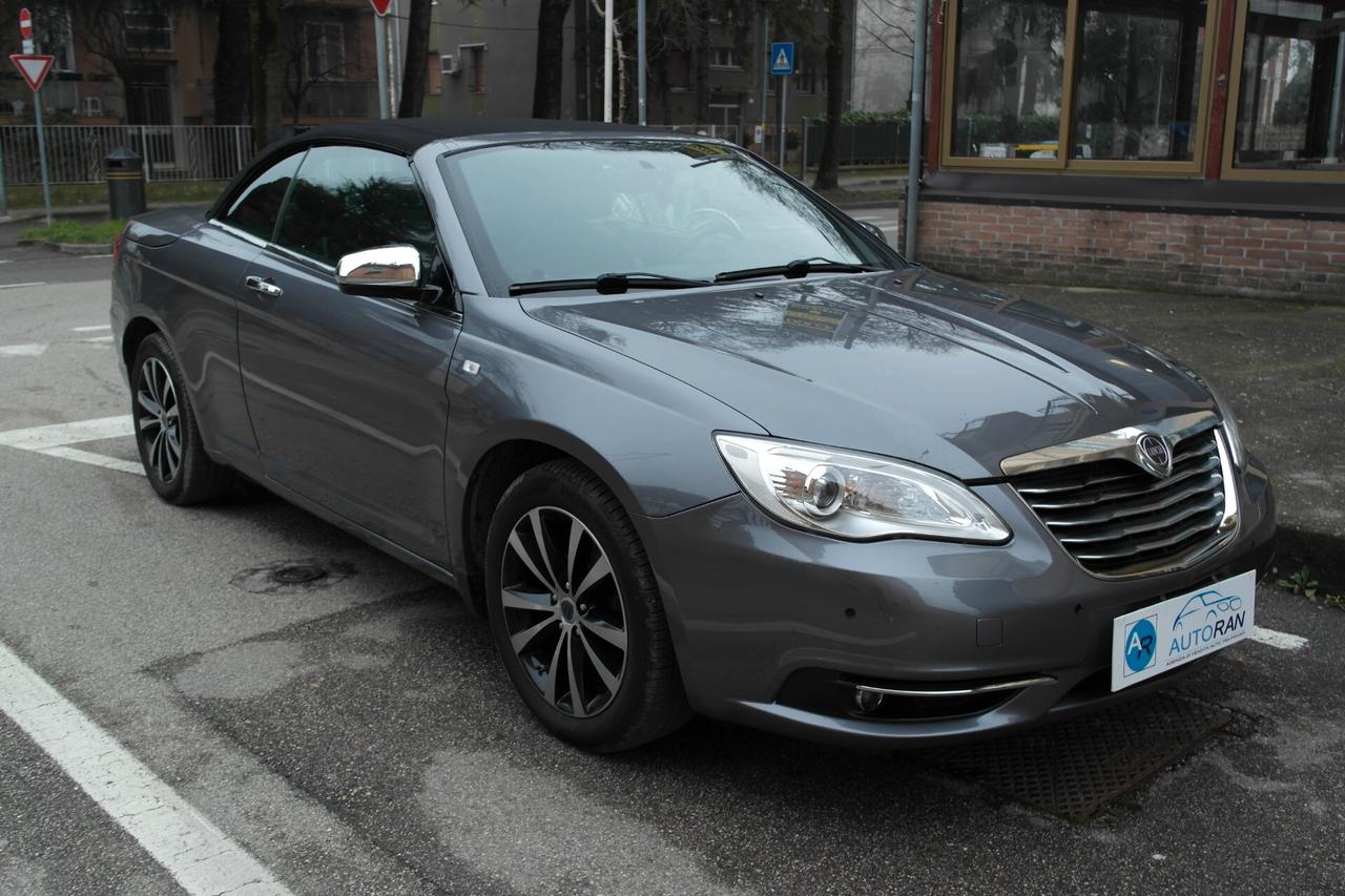 Lancia Flavia 2.4 Cabrio