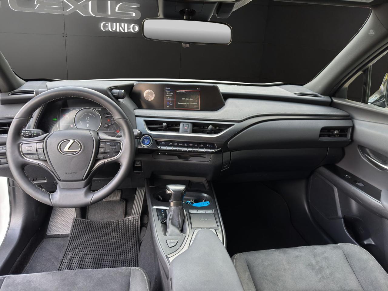 Lexus UX 250h 2.0 Executive 2wd cvt my20