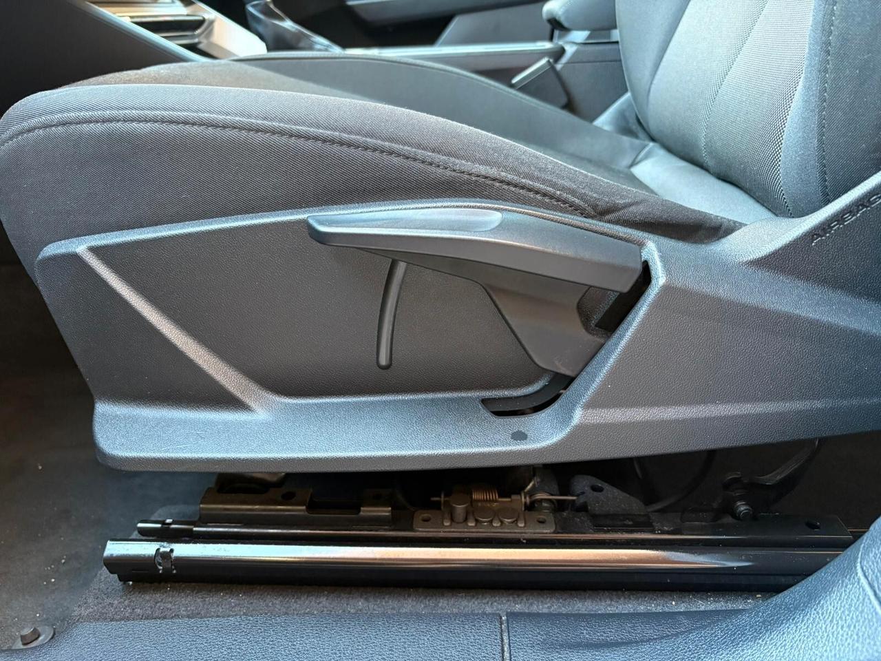 Audi Q3 35 TDI S tronic Business