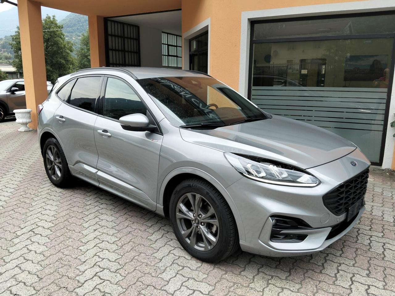 Ford Kuga 2.0 EcoBlue 120 CV aut. 2WD ST-Line