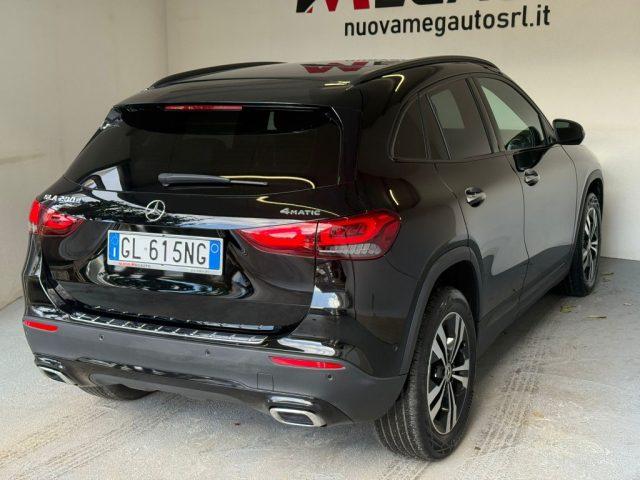 MERCEDES-BENZ GLA 200 d Automatic 4Matic Sport Plus