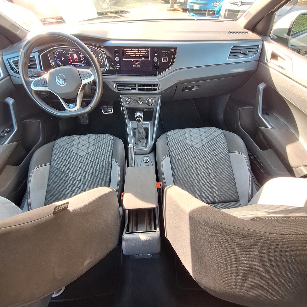 Volkswagen Taigo 1.0 TSI 110 CV DSG R-Line