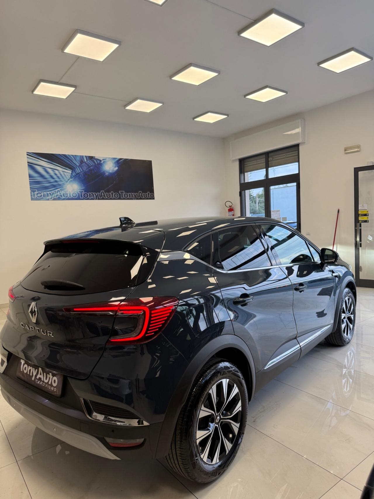 Renault Captur 1.0 TCE Intens NAVI,TELECAMERA,APPLE CARPLAY,LED, ANNO FINE 2023, KM 21000
