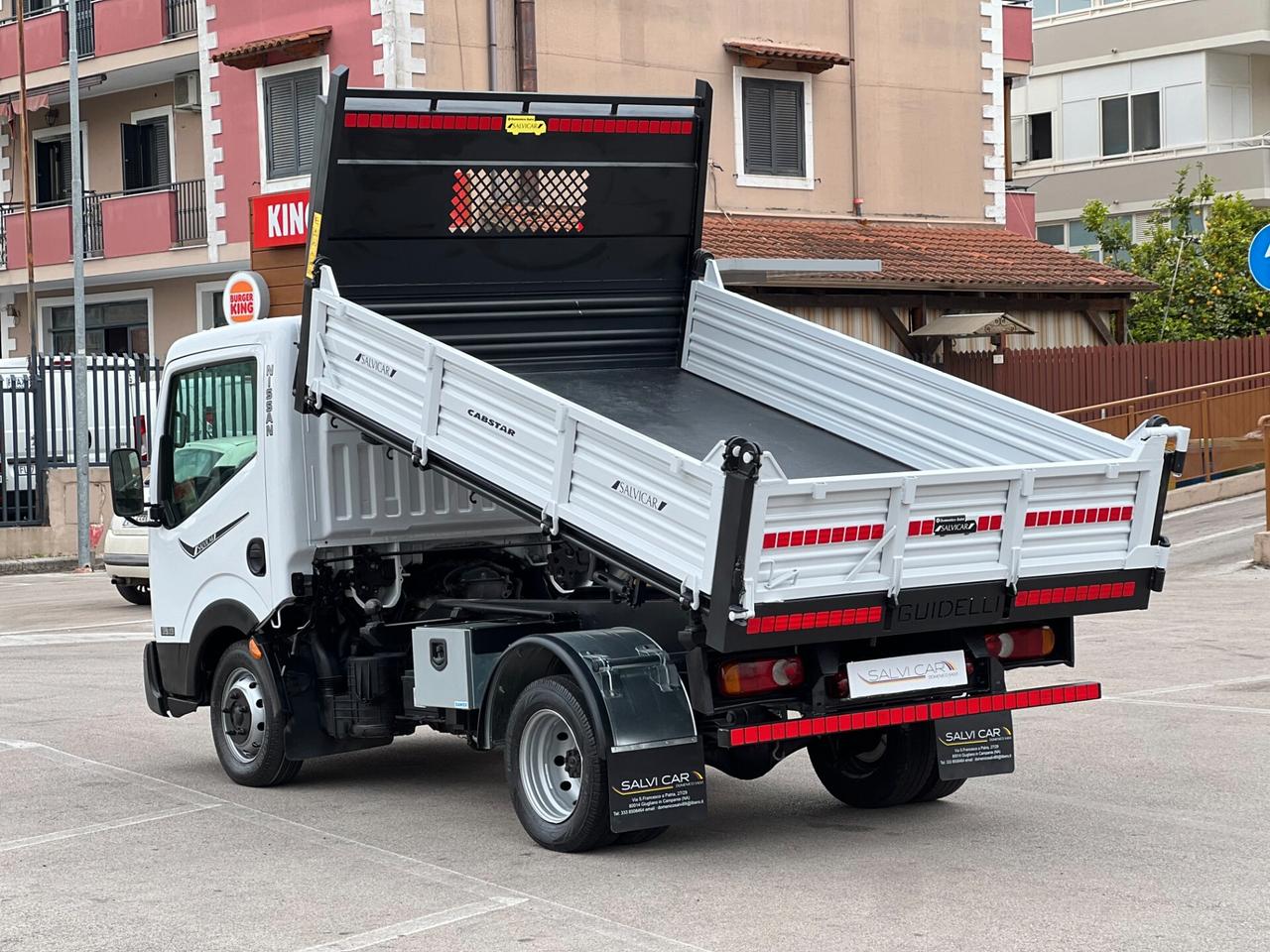 NISSAN CABSTAR 35.13 RIBALTABILE TRILATERALE