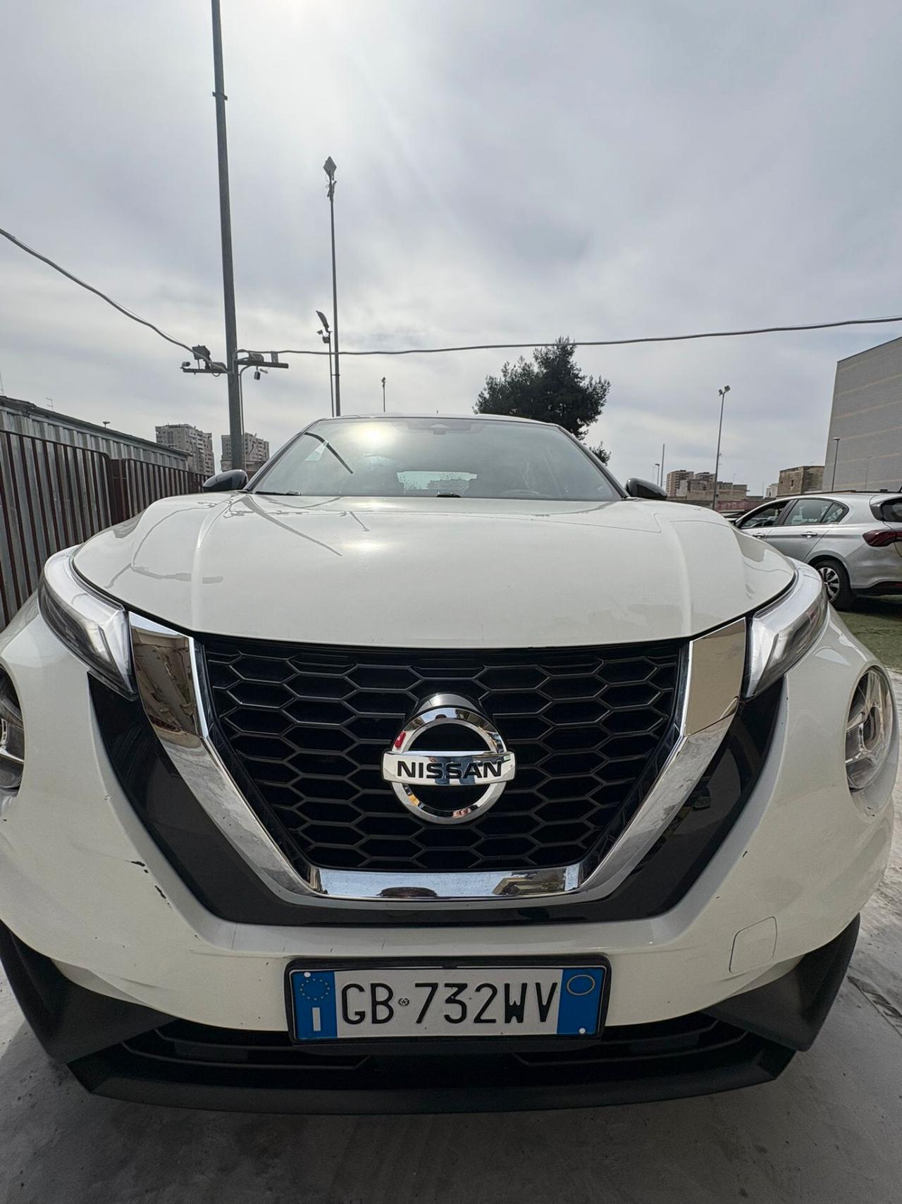 Nissan Juke 1.0 DIG-T 117 CV N-Connecta