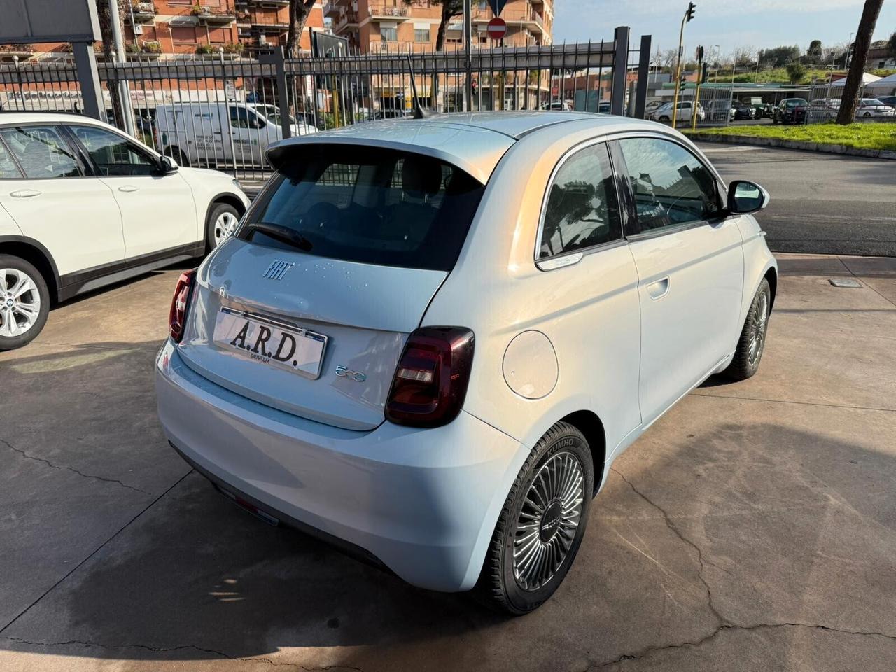 Fiat 500 Icon Berlina 42 kWh