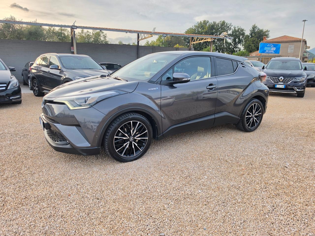 Toyota C-HR 1.8 Hybrid E-CVT Lounge