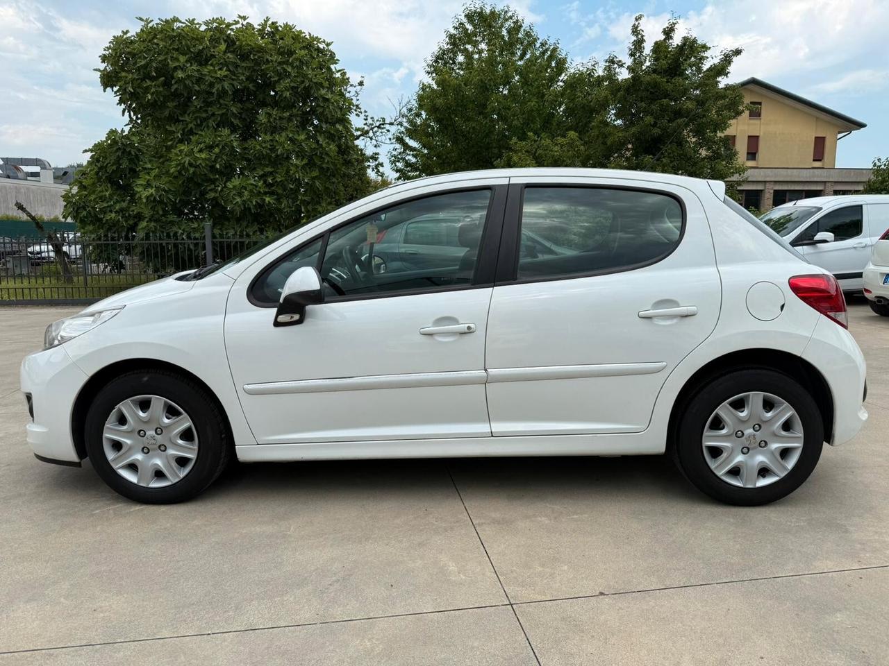 Peugeot 207 1.4 TAGLIANDATA eco GPL