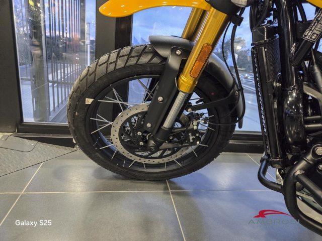 TRIUMPH Scrambler 400 XC