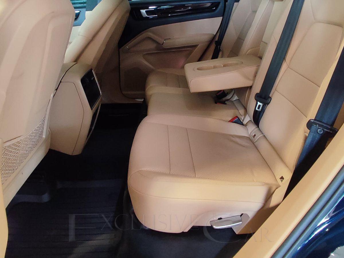 PORSCHE - Cayenne - 3.0 V6