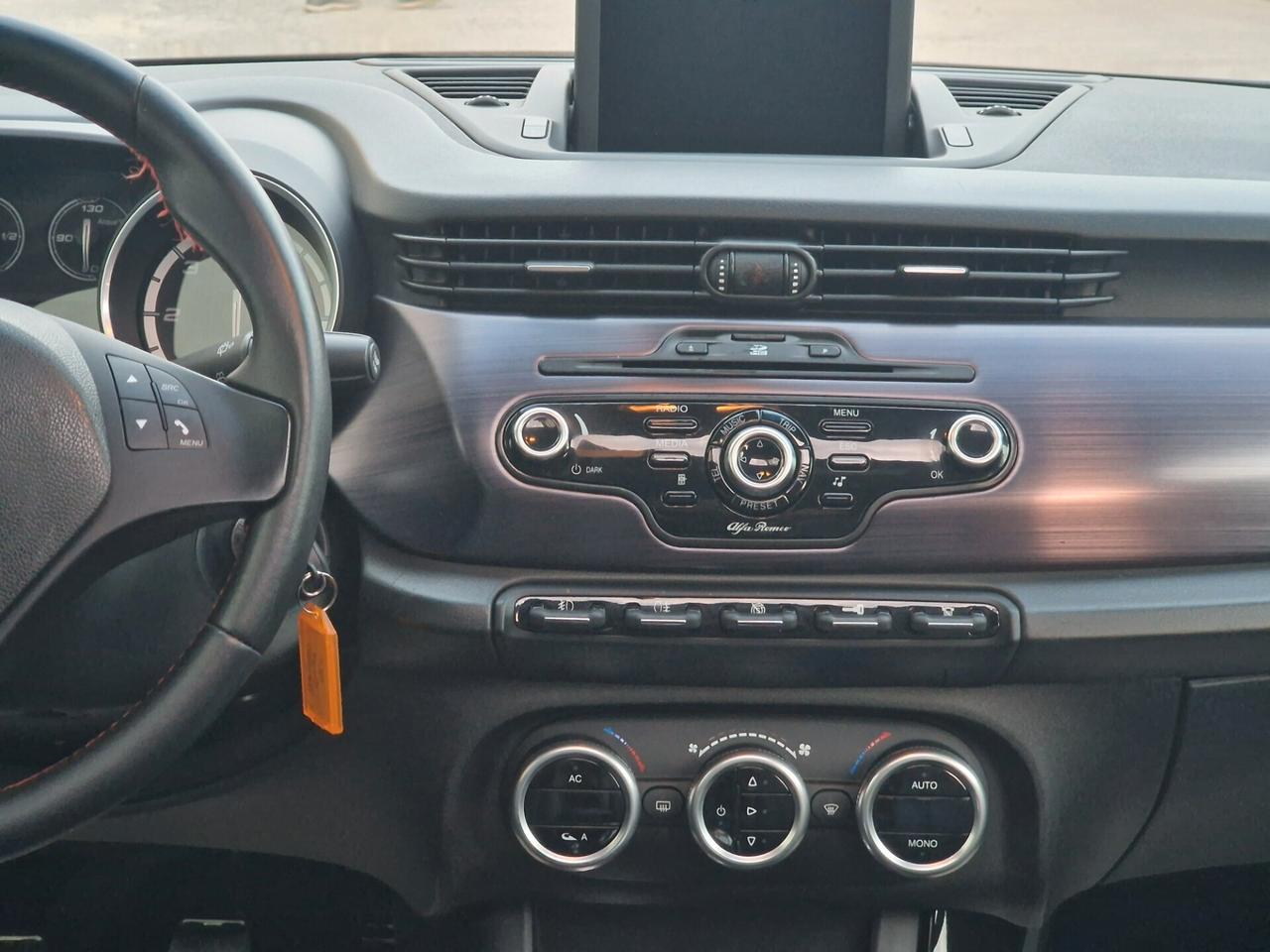 Alfa Romeo Giulietta 2.0 JTDM2 140CV Distinctive