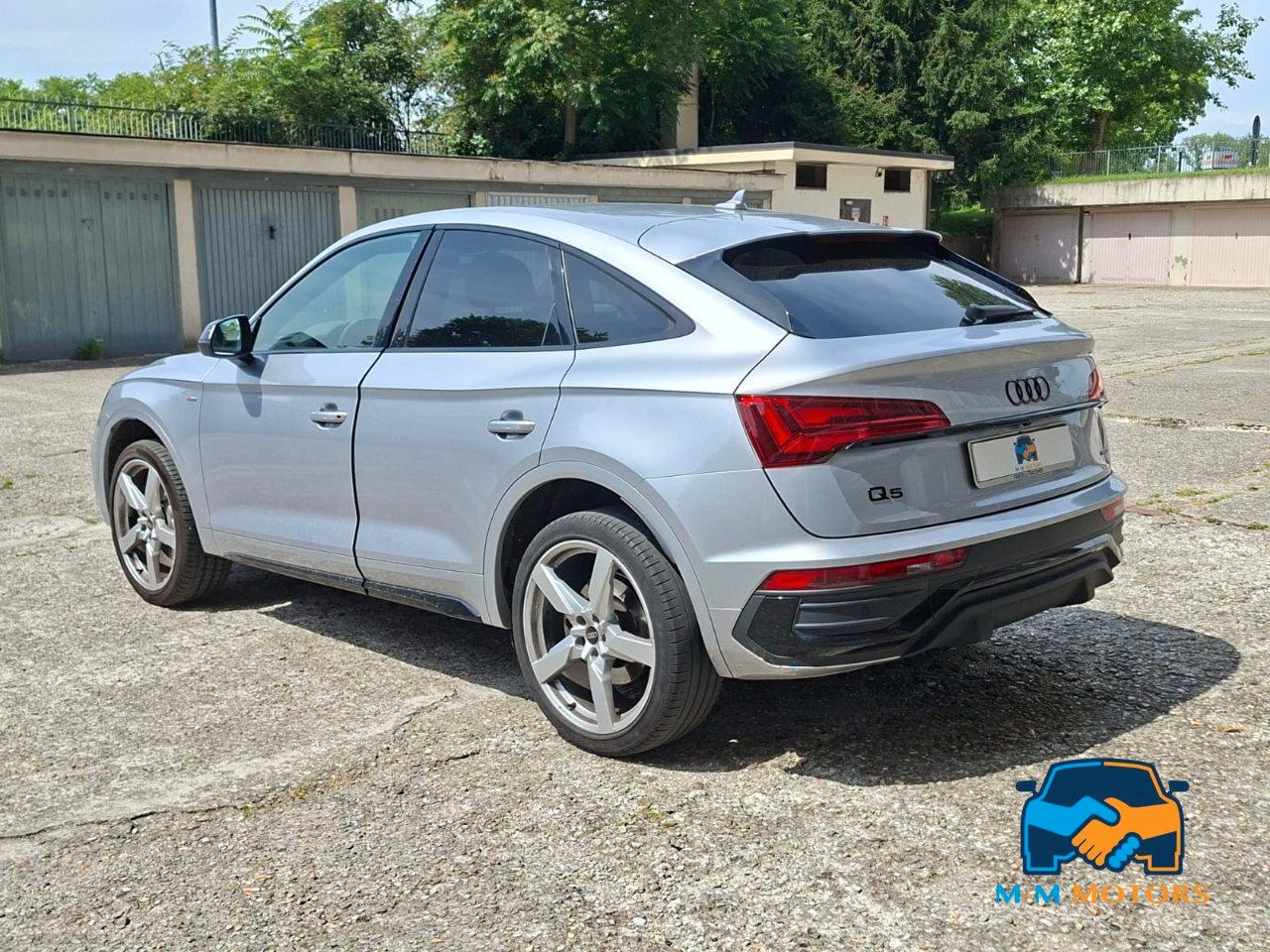 Audi Q5 Sportback 40 2.0 tdi mhev 12V S line quattro s-tronic