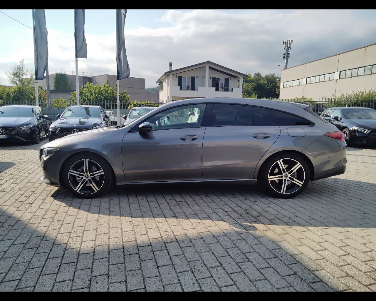 Mercedes-Benz CLA Sh.Brake - X118 - CLA Shooting Brake 180 d Sport auto