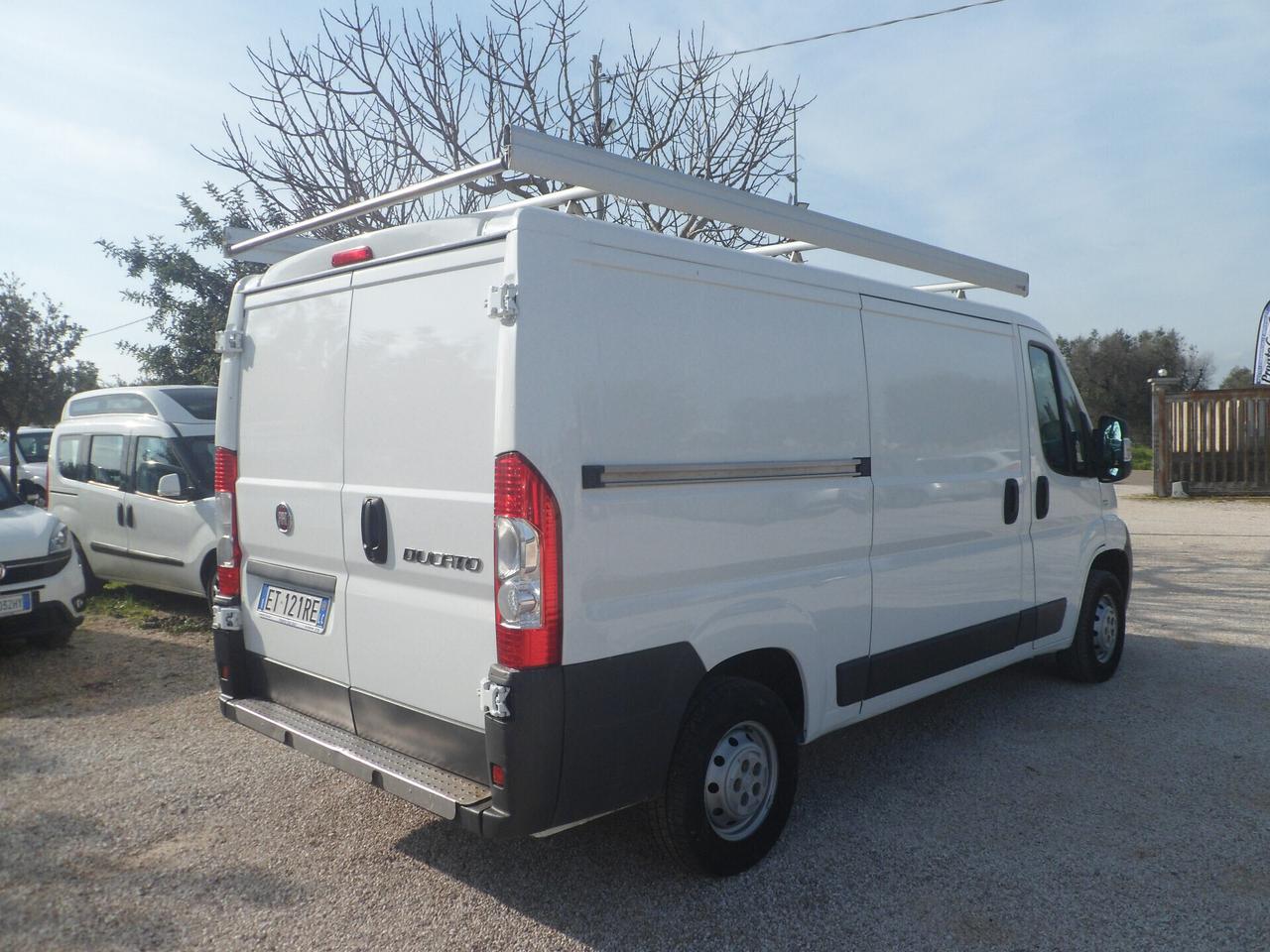 Fiat Ducato furgone tetto basso lungo