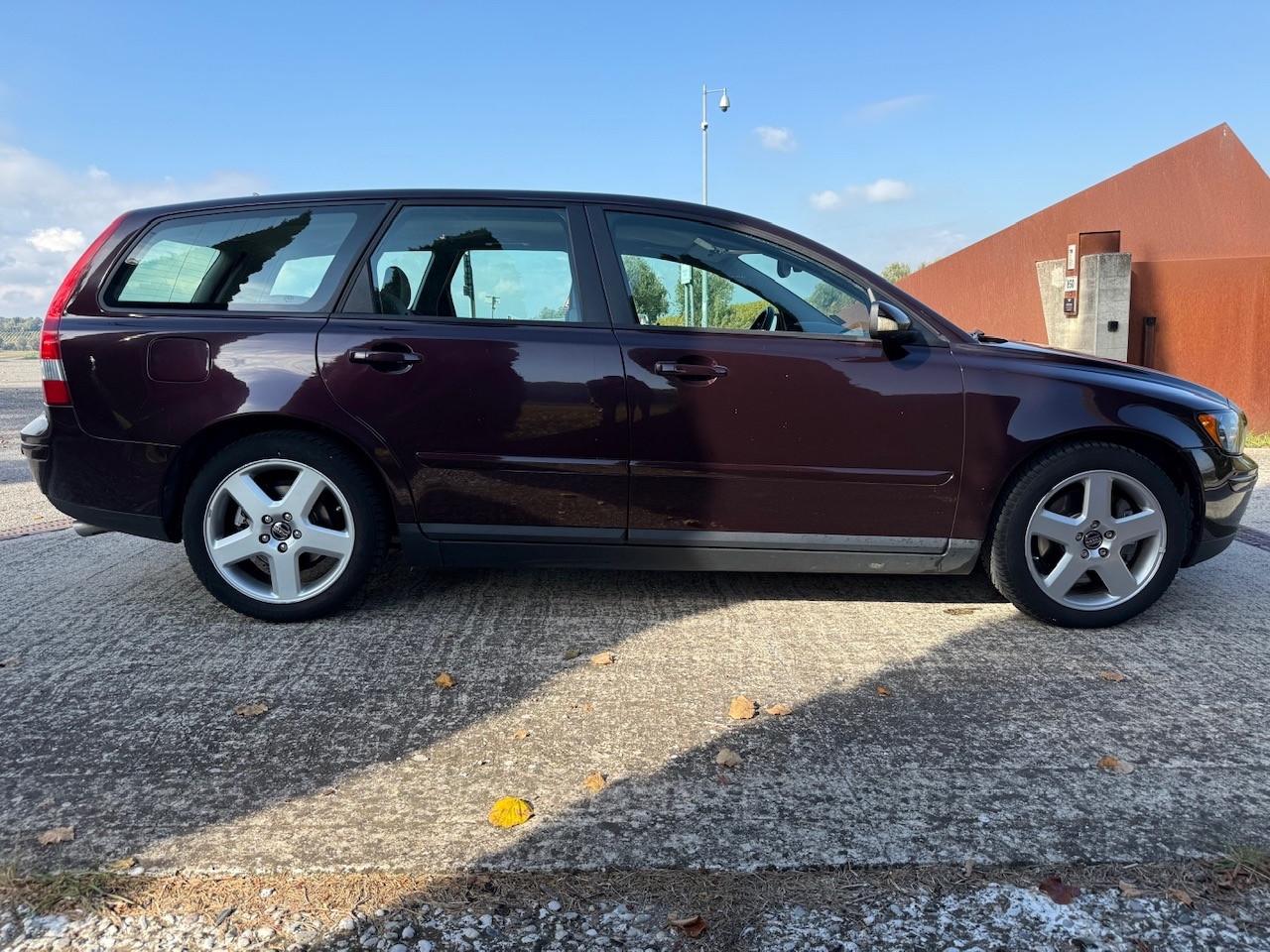 Volvo V50 2.5i turbo 20V 60.000 KM!!!!!