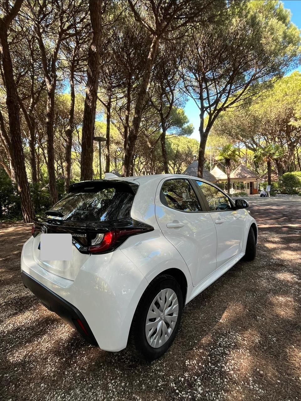 Toyota Yaris 1.5 Hybrid 5 porte Lounge