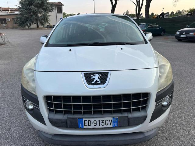 PEUGEOT 3008 1.6 HDi 110CV cambio robotizzato Business Stupenda