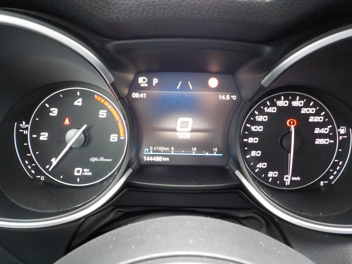 Alfa Romeo Stelvio 2.2 Turbodiesel 190 CV AT8 Q4 Business