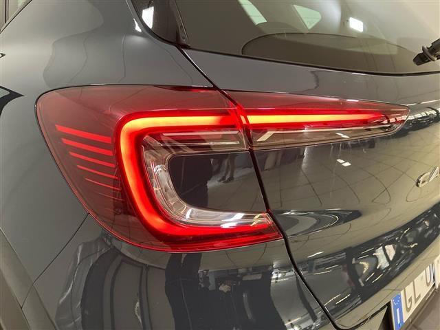 RENAULT Captur 1.6 E-Tech hybrid Zen 145cv auto