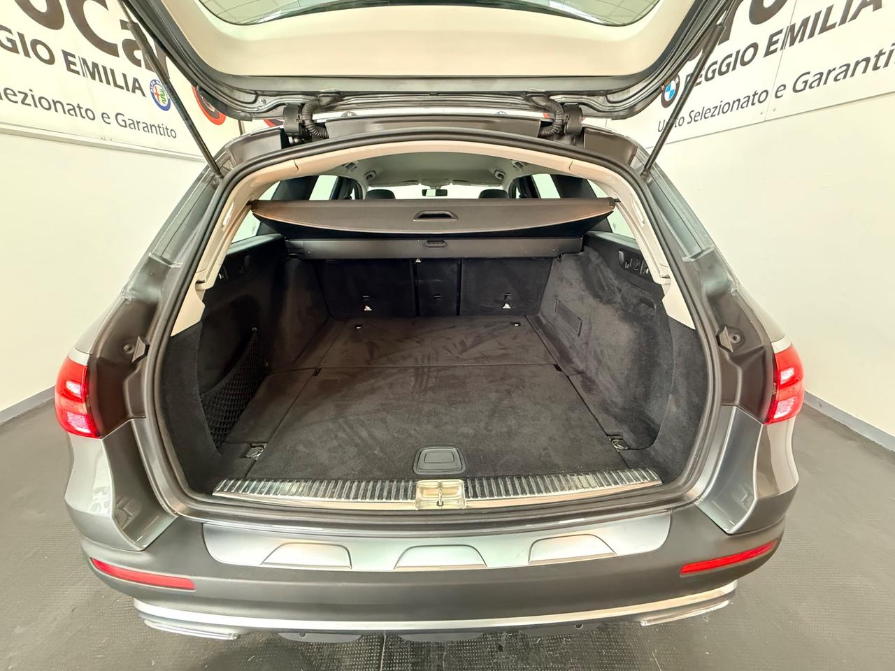 Mercedes-benz E 220 2.2d 194CV S.W. 4Matic Auto Premium Plus All-Terrain 11/2019 EURO D