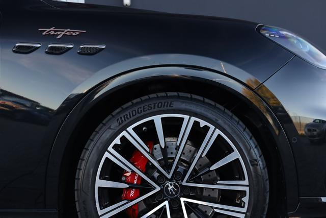 MASERATI Grecale V6 530 CV AWD Trofeo