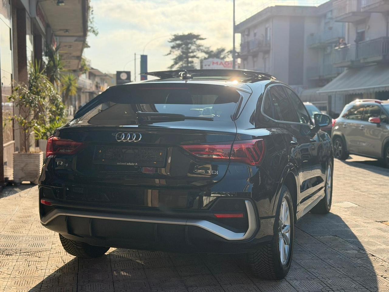 Audi Q3 SPORTBACK S-LINE