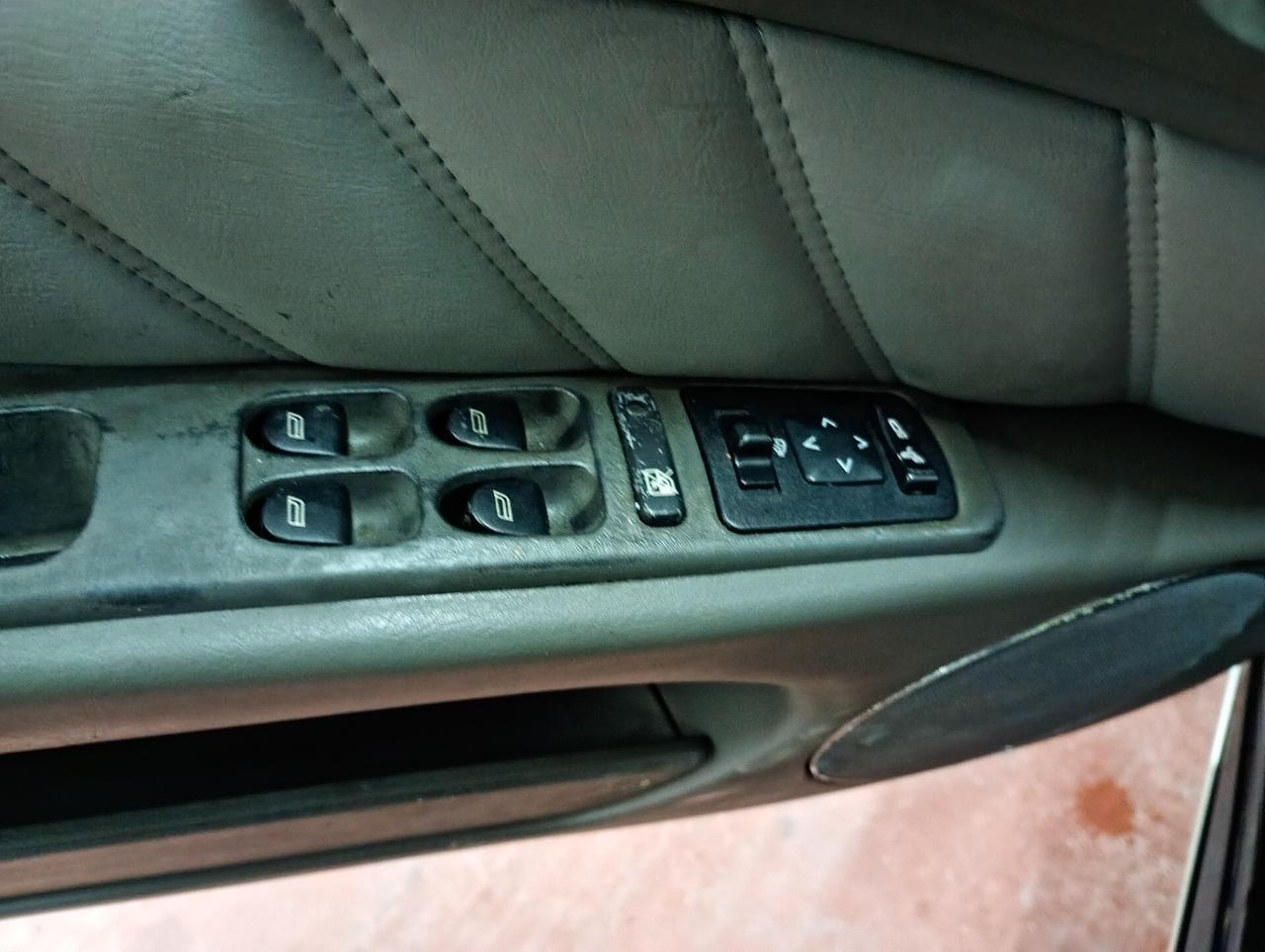 Alfa Romeo 166 2.4 JTD cat Progression