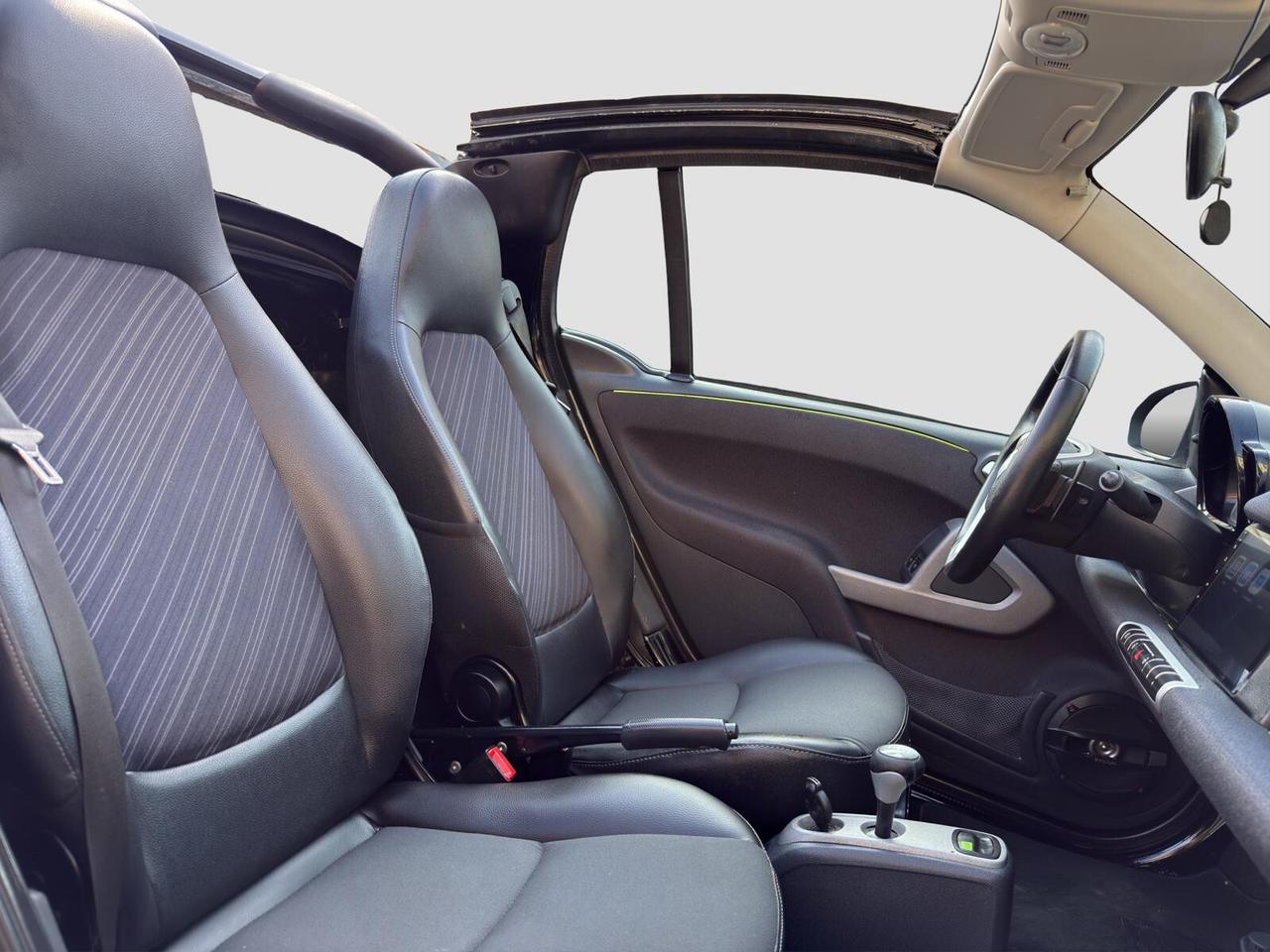 Smart ForTwo Cabrio 1.0 mhd 71cv Pulse 2013