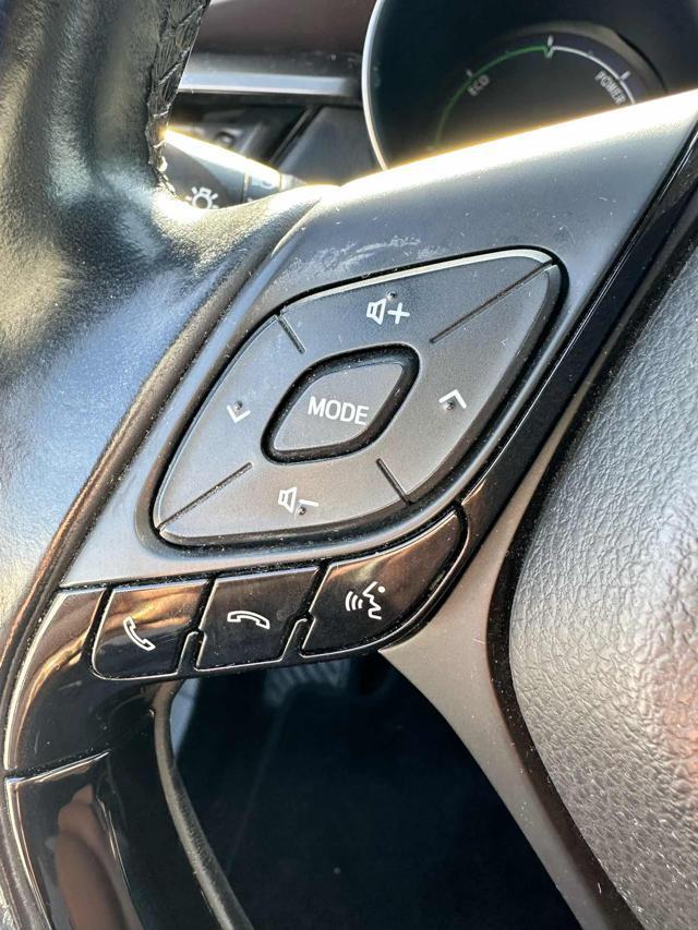 TOYOTA C-HR 1.8 Hybrid E-CVT Lounge OK NEOPATENTATI