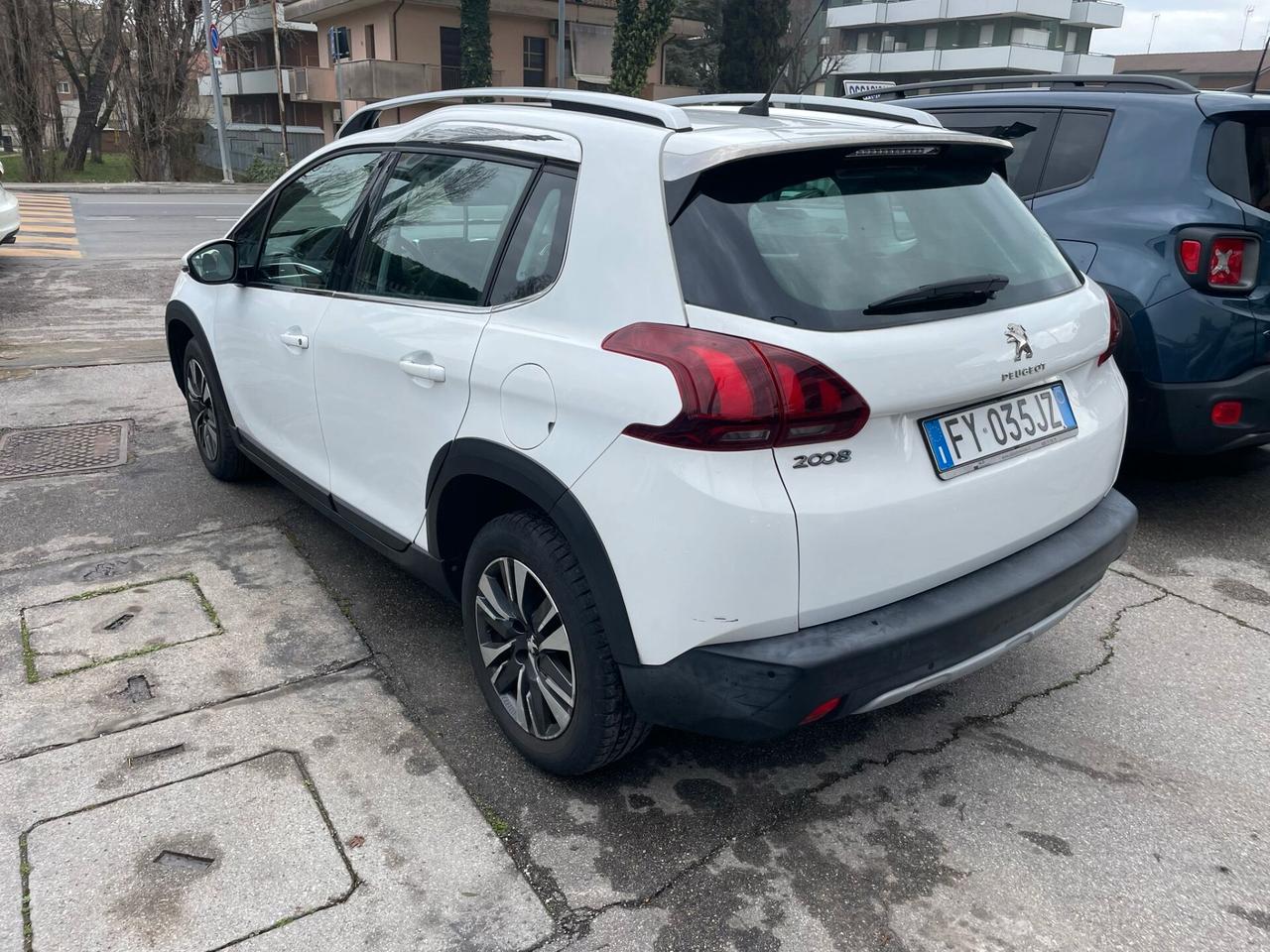 Peugeot 2008 BlueHDi 120 EAT6 S&S Allure NESSUN VINCOLO