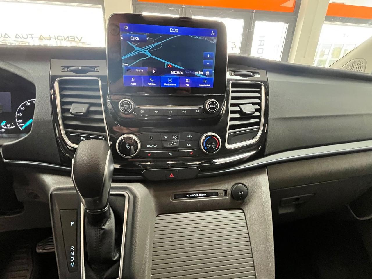 Ford Tourneo Custom 2.0 EcoBlue Active