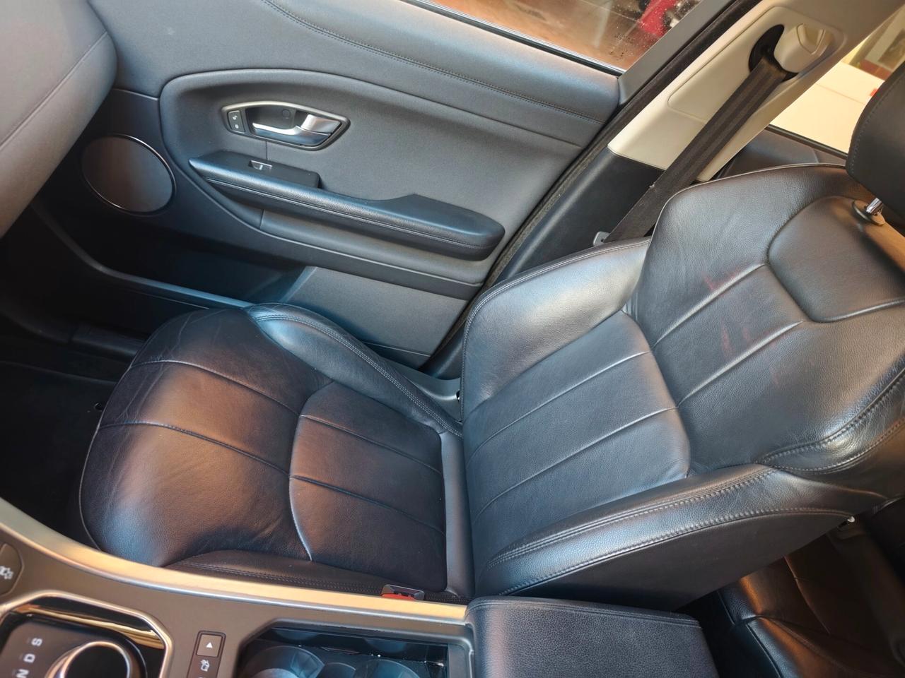 Land Rover Range Evoque 2.0 TD4 150 CV 5p. Business Edition Pure