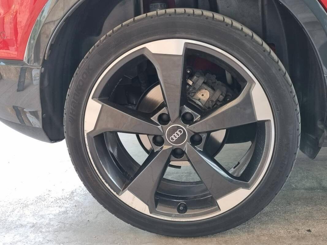 Audi Q2 30 TDI S tronic line Edition