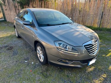 Lancia Delta 1.6 MJT DPF Gold