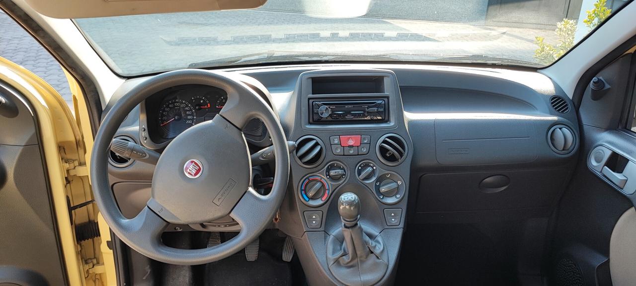 Fiat Panda 1.2 Dynamic uni-pro