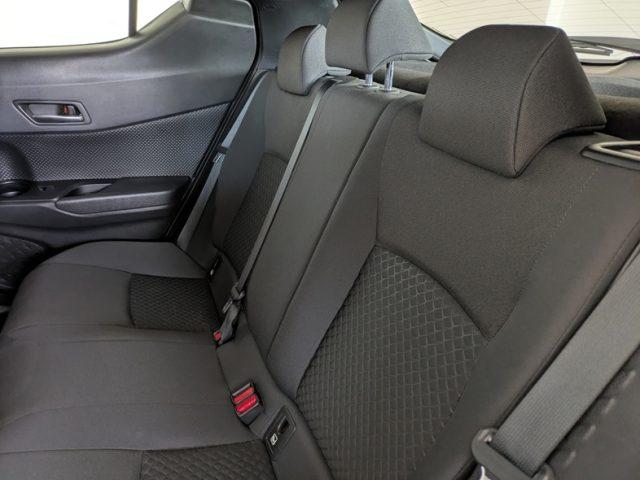 TOYOTA C-HR 1.8 Hybrid E-CVT