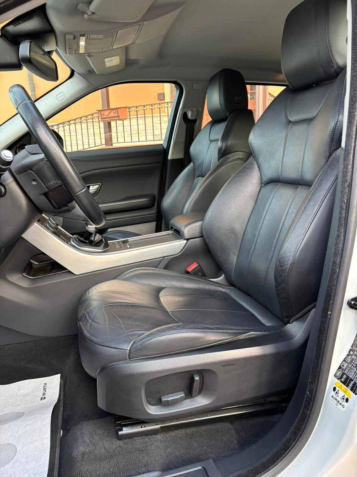 Land Rover Range Evoque 2.0 TD4 150 CV 5p. Pure