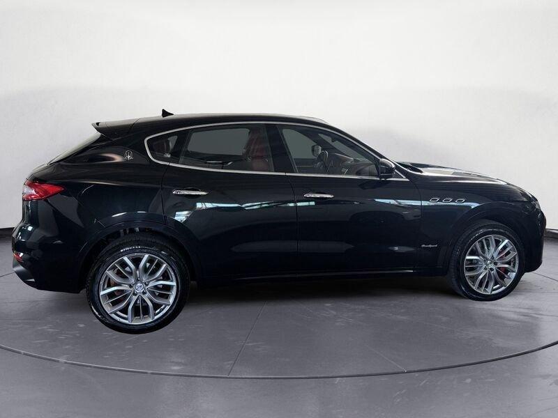 Maserati Levante LEVANTE 250 CV