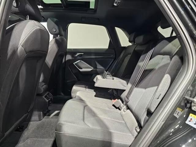 Audi Q3 35 TFSI S line edition